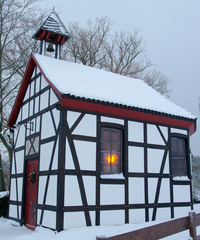 Foto von der Kapelle im Winter